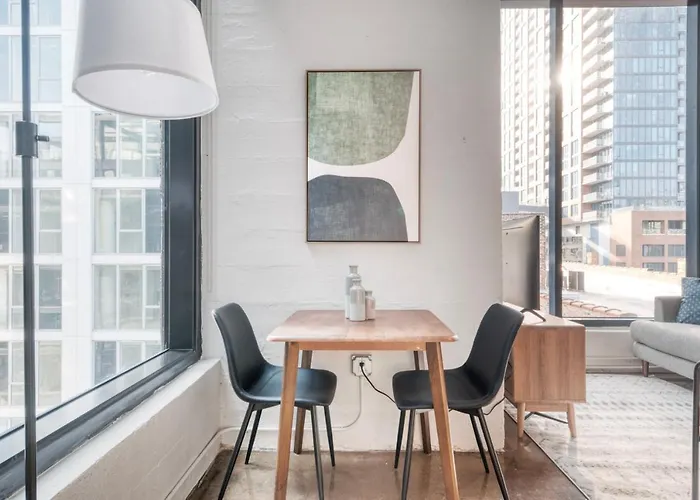 River North 1br W Gym Lounge Roof Nr Riverwalk Chi-900 Apartamento Chicago